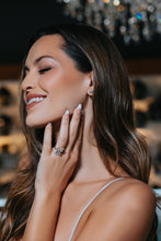 Load image into Gallery viewer, Diamond Flower Ring