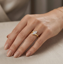 Load image into Gallery viewer, 1.54ct Marquise Brilliant Lab Grown Diamond Ladies Ring set in 18K Yellow Gold