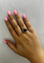 Load image into Gallery viewer, Sterling Silver Ring