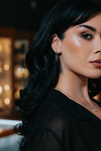 Load image into Gallery viewer, Paperclip Diamond Earrings