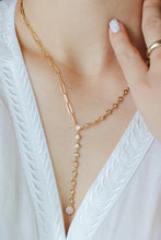 Load image into Gallery viewer, Diamond Paper Clip Necklace