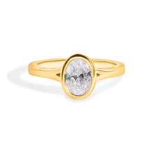 Load image into Gallery viewer, Oval Brilliant Diamond Solitaire.
