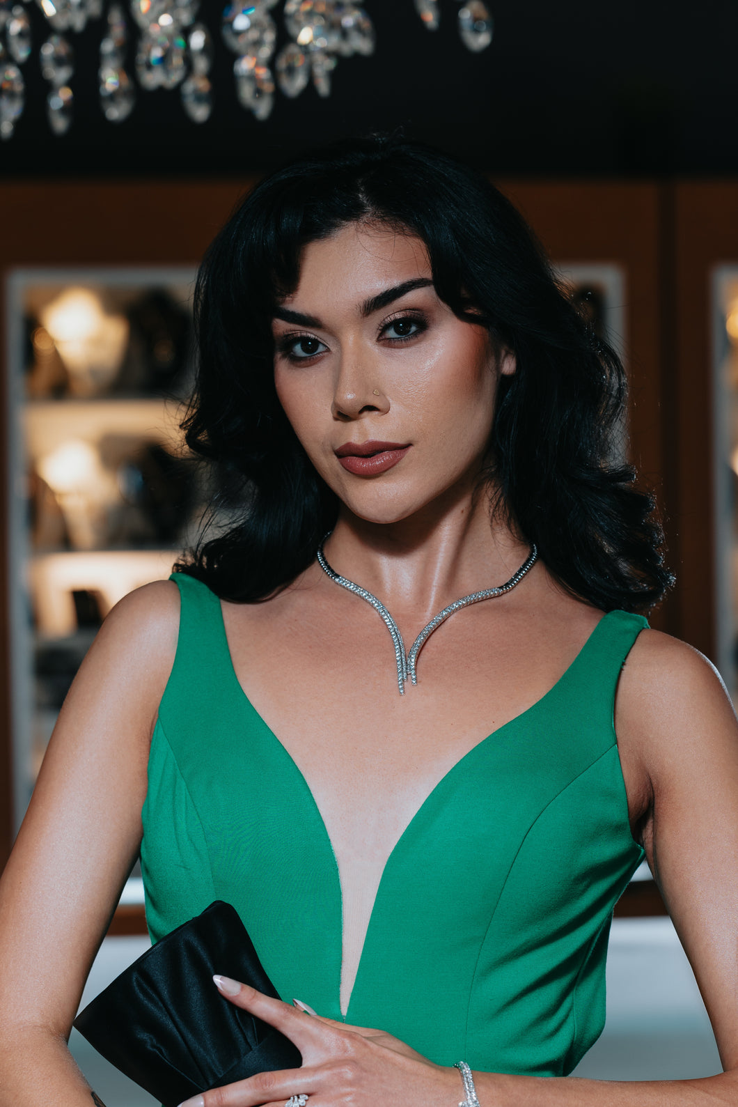 Exquisite Diamond V Neclace